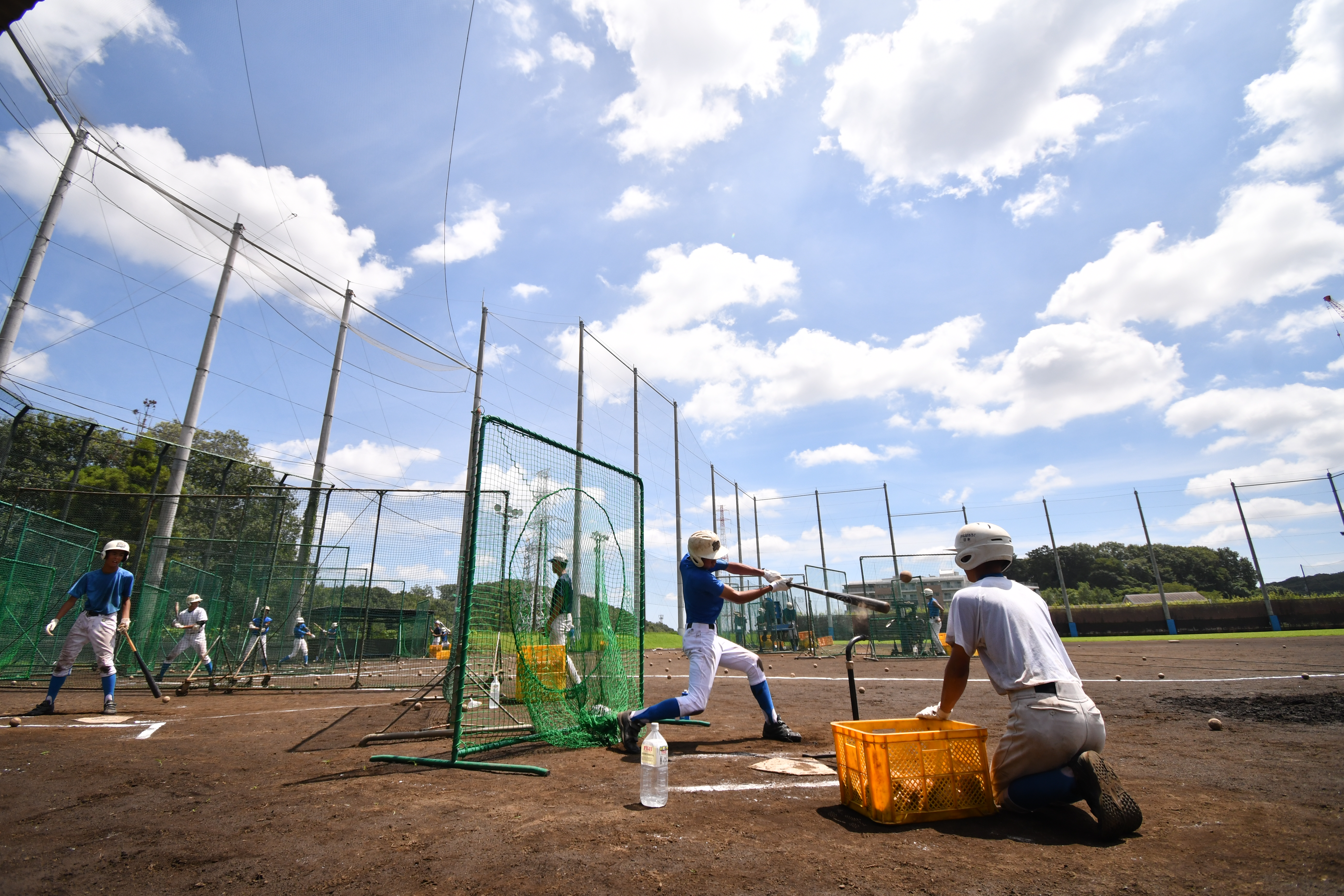 【青山学院　野球部】横一線になって打つ打撃練習