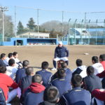 【國學院栃木 野球部】経営者を招いて「活力朝礼」