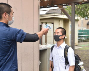 【高崎商　野球部】『練習前の検温で健康管理』