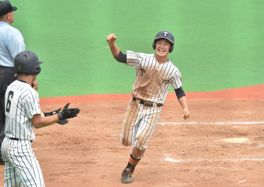 年夏 大会レポート 帝京 優勝v 意地の復活 帝京高校 月刊高校野球チャージ