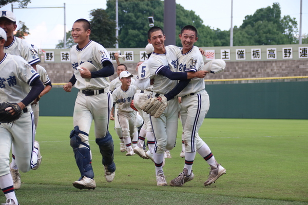 宇都宮南】 準優勝 「価値ある躍進」 | 月刊高校野球CHARGE！