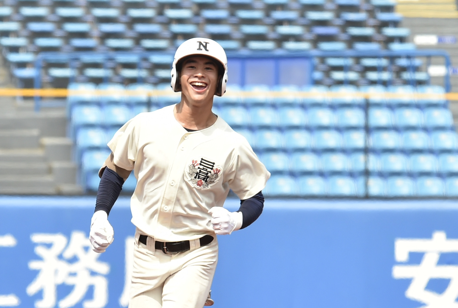 【大会レポート】西東京大会　日大三、最終回に劇的な３ランで東海大菅生に勝利！ベスト４へ進出