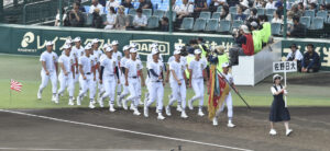 【夏レポート】佐野日大　盤石の投手リレーで３回戦へ進出。神村学園に３対１で勝利